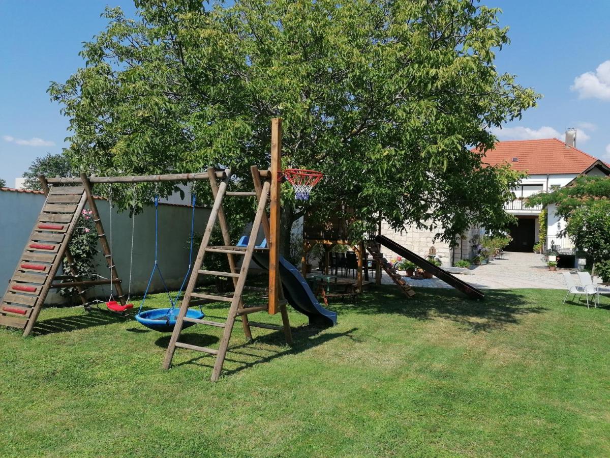 Gaestehaus Anita Breitenbrunn (Burgenland) Exterior foto